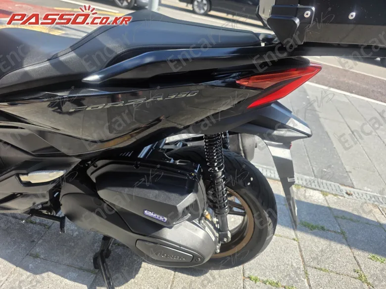 Honda Forza 350 - фото 4