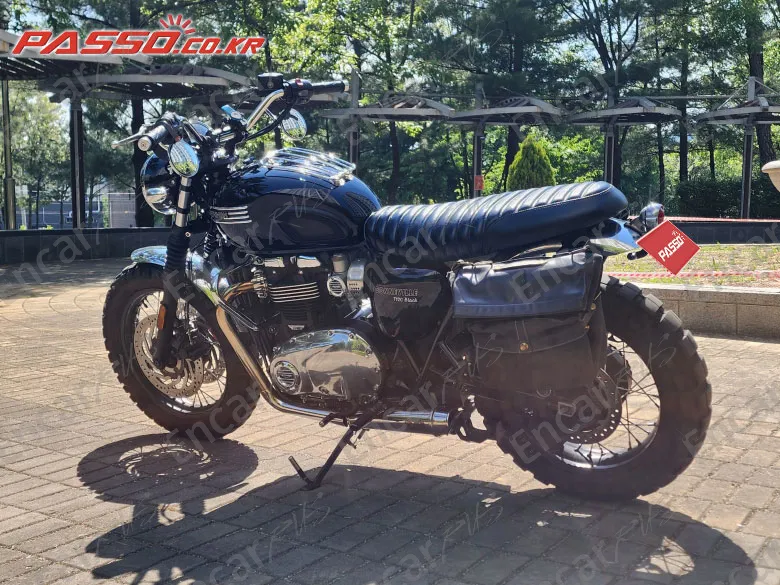 Triumph Bonneville T120 - фото 1