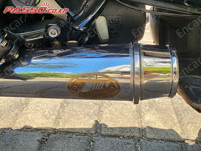 Triumph Bonneville T120 - фото 6