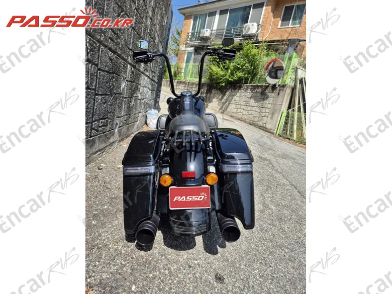Harley-Davidson Road King Special - фото 2