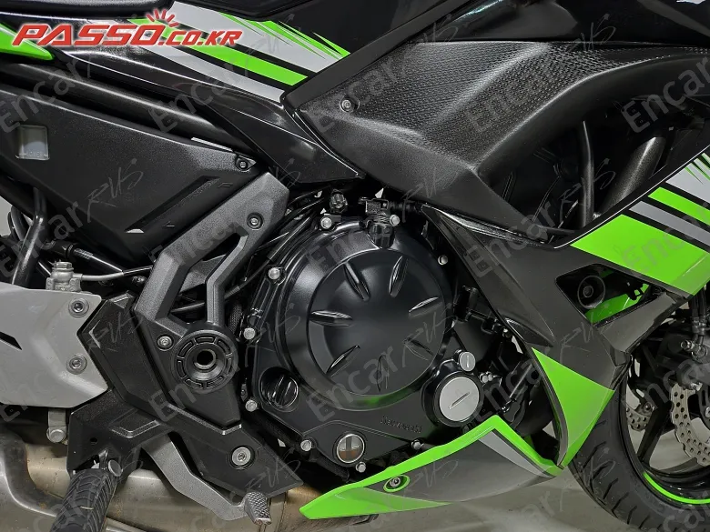 Kawasaki Ninja 650 Abs - фото 4