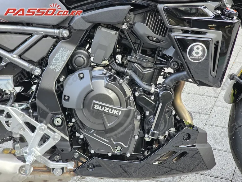 SUZUKI GSX 8 TT - фото 4