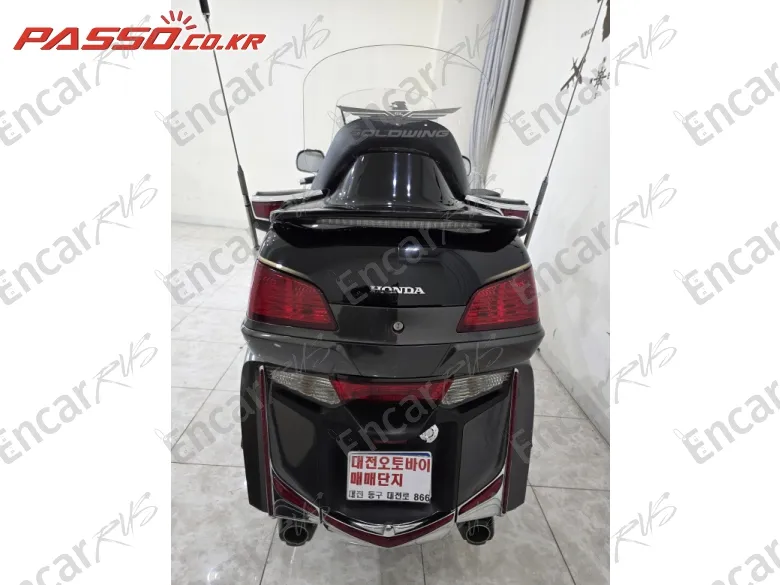 Honda Goldwing 1800 - фото 2