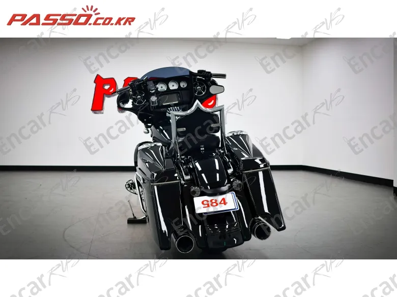 Harley-Davidson Flhx - фото 2