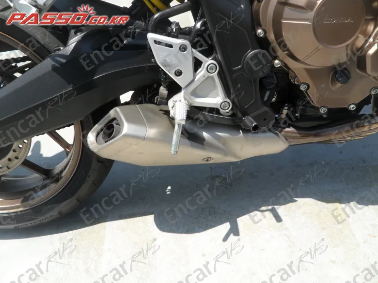 HONDA CB 650 R ABS - фото 6
