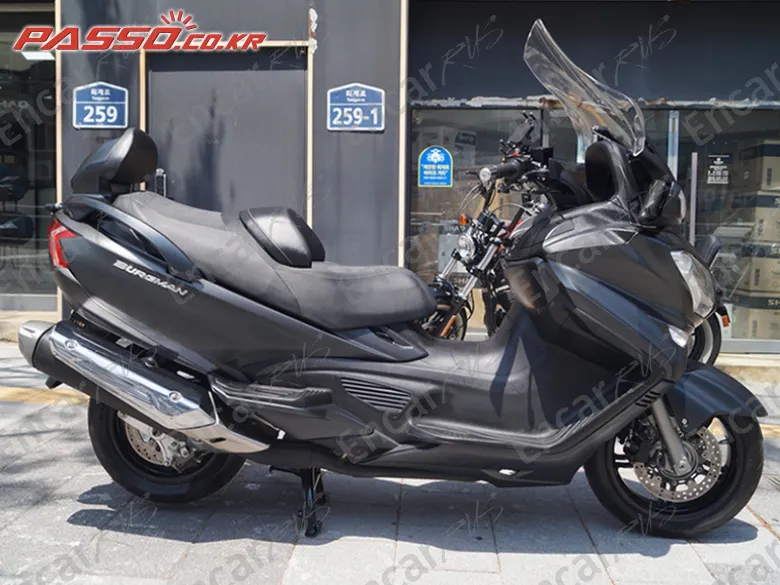 Suzuki Burgman 650 - фото 0