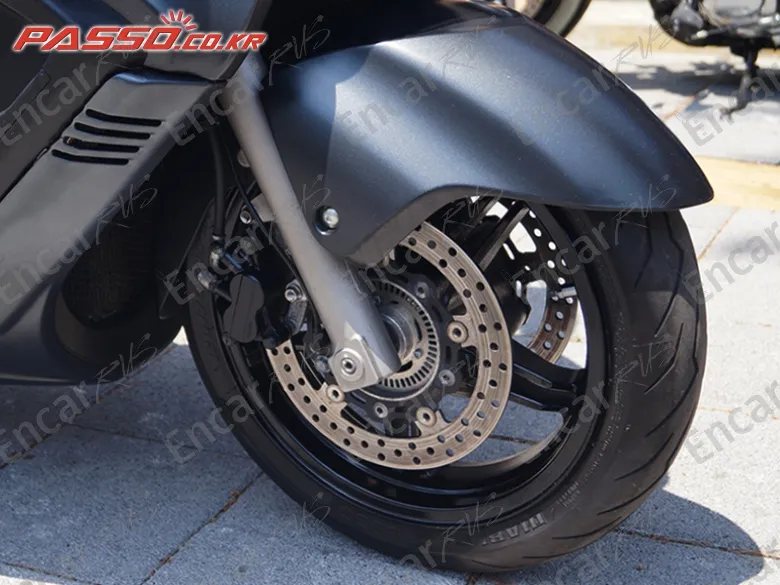 Suzuki Burgman 650 - фото 5