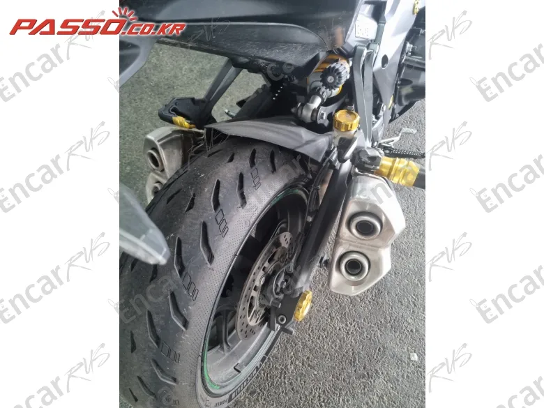 KAWASAKI Z 1000 R EDITION - фото 6
