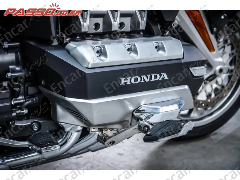 HONDA GOLDWING AUTOMATIC DCT - фото 4