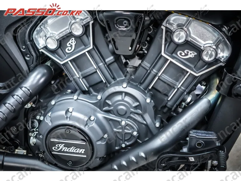 Indian Scout Bobber - фото 4