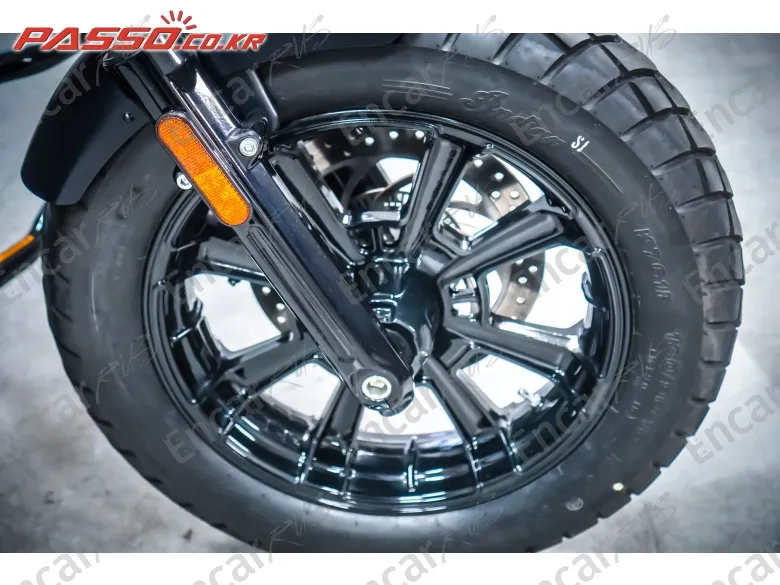 Indian Scout Bobber - фото 5