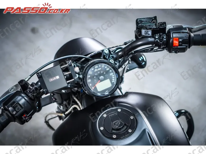 Indian Scout Bobber - фото 3
