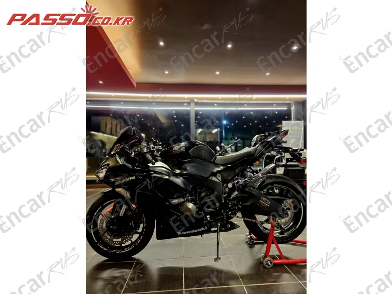 KAWASAKI ZX 6 R - фото 1