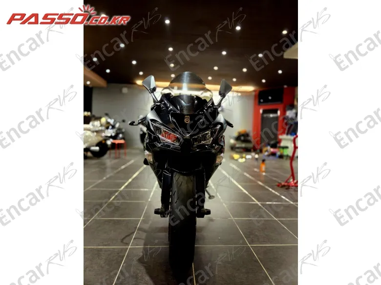KAWASAKI ZX 6 R - фото 3