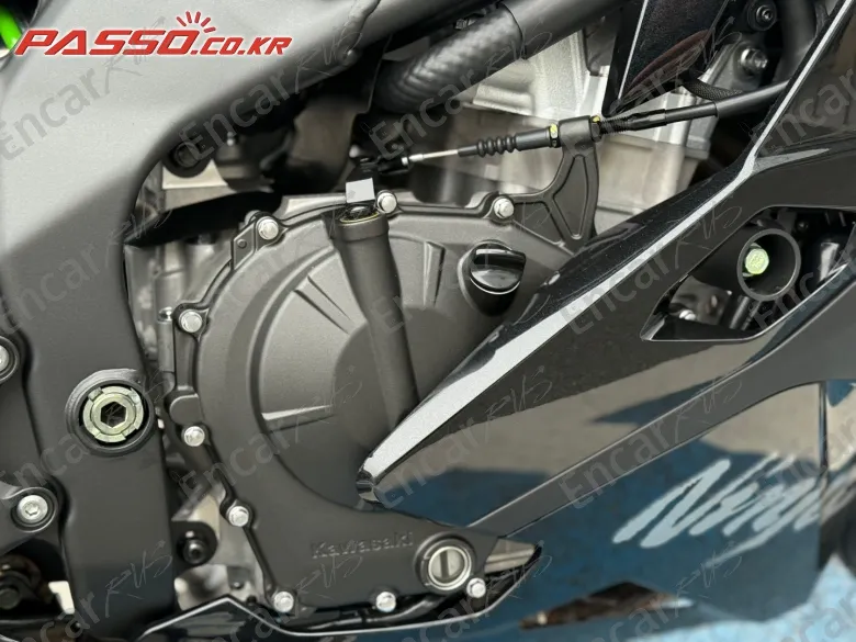Kawasaki Ninja Zx 4 Rr - фото 4