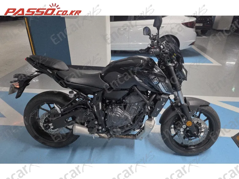 YAMAHA MT 07 - фото 0