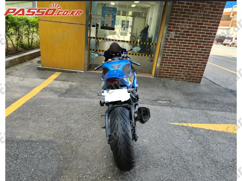 SUZUKI GSX R 1000 R - фото 2
