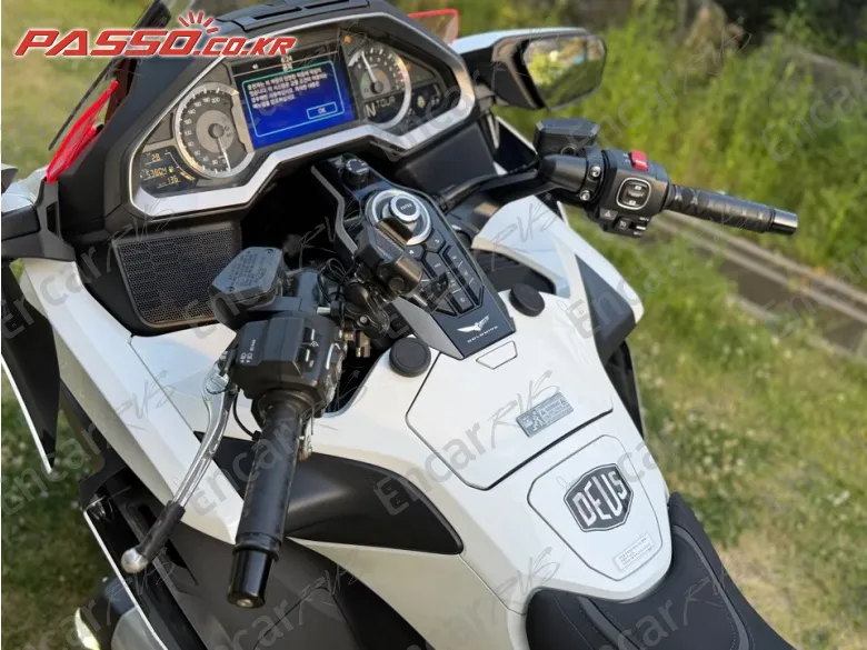 HONDA GOLDWING TOUR MT - фото 3