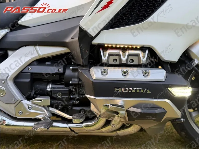 HONDA GOLDWING TOUR MT - фото 4