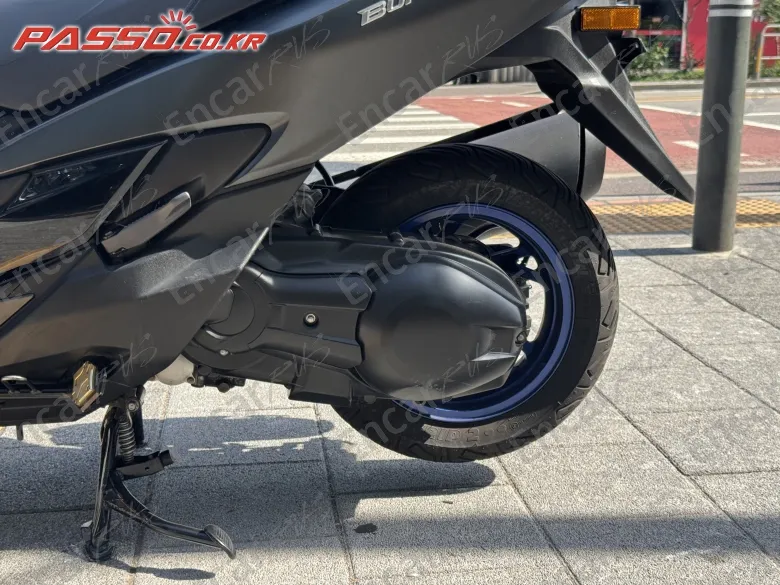 SUZUKI BURGMAN 400 ABS - фото 4