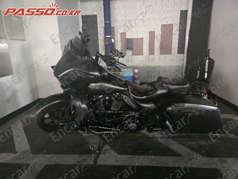 HARLEY-DAVIDSON FLHXS STREET GLIDE SPECIAL - фото 0