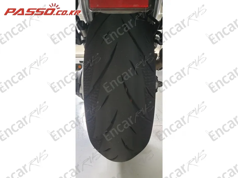 Kawasaki Gtr 1400 - фото 5
