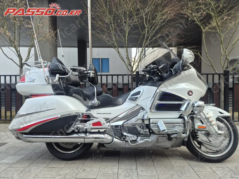 Honda Goldwing 1800 - фото 0