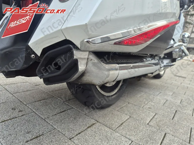 Honda Goldwing 1800 - фото 6