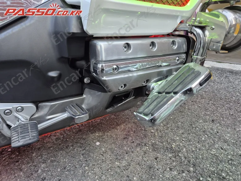 Honda Goldwing 1800 - фото 4