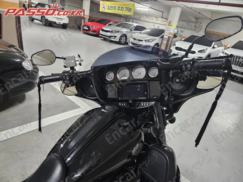 Harley-Davidson Flhxs Street Glide Special - фото 3
