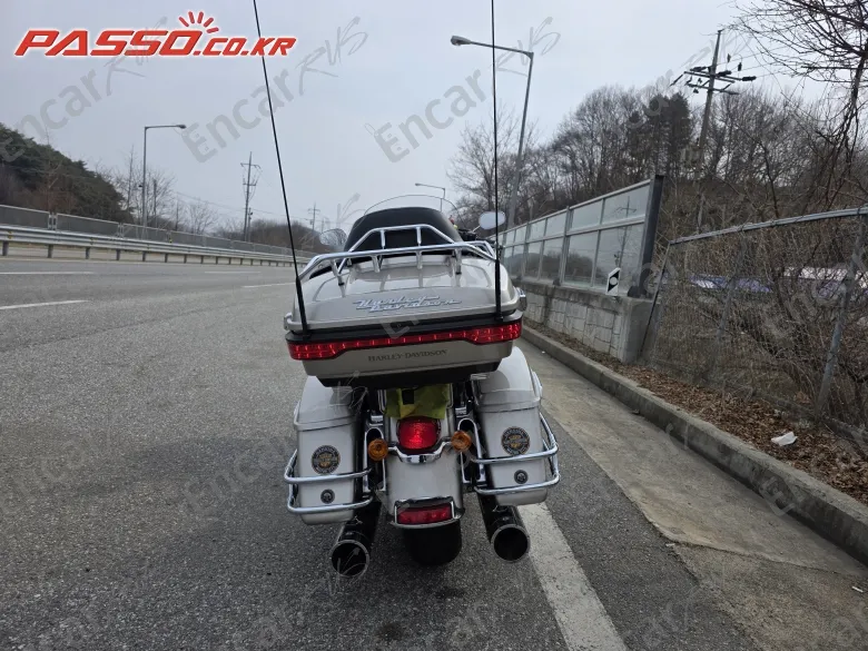 HARLEY-DAVIDSON FLTRU - фото 2