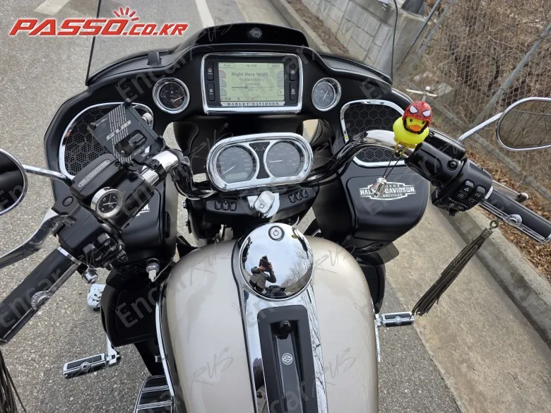 HARLEY-DAVIDSON FLTRU - фото 3