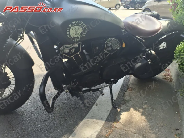 Indian Scout Bobber Twenty - фото 4