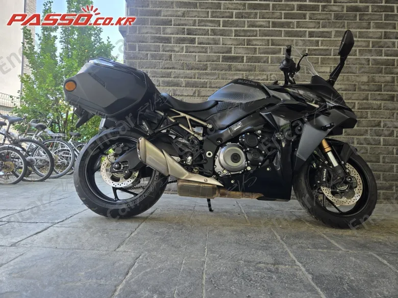 SUZUKI GSX S 1000 GT - фото 0