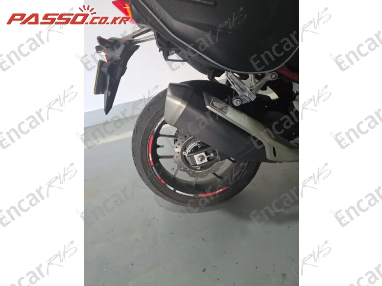 HONDA CB 750 HORNET - фото 6