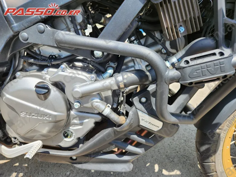 SUZUKI V STROM 650 XT ABS - фото 4
