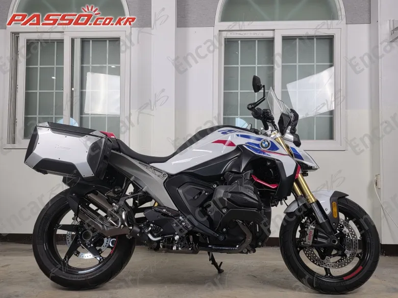 Bmw R 1300 R - фото 0