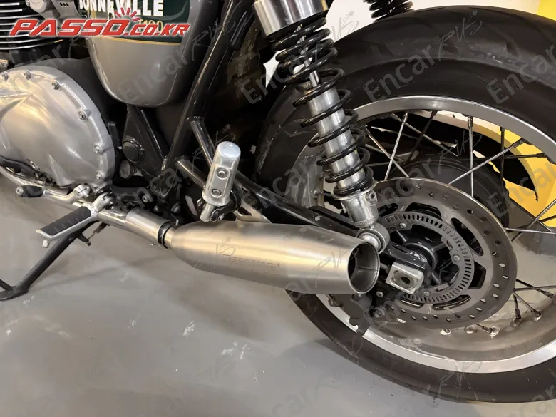 TRIUMPH BONNEVILLE T120 - фото 5