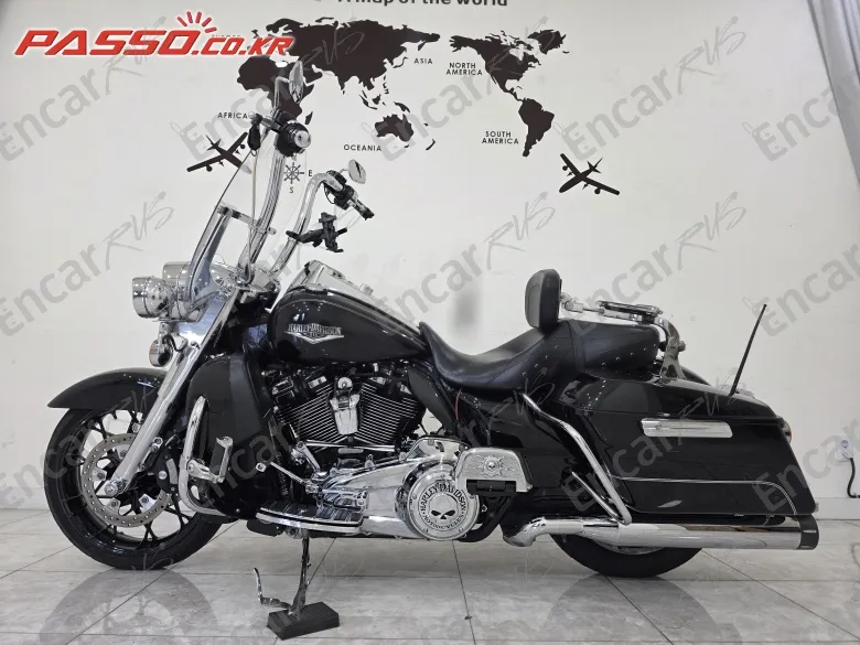 Harley-Davidson Flhr - фото 1