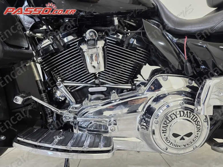 Harley-Davidson Flhr - фото 4