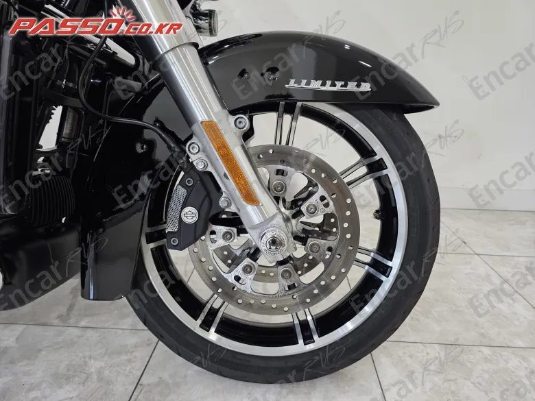 Harley-Davidson Ultra Limited - фото 5
