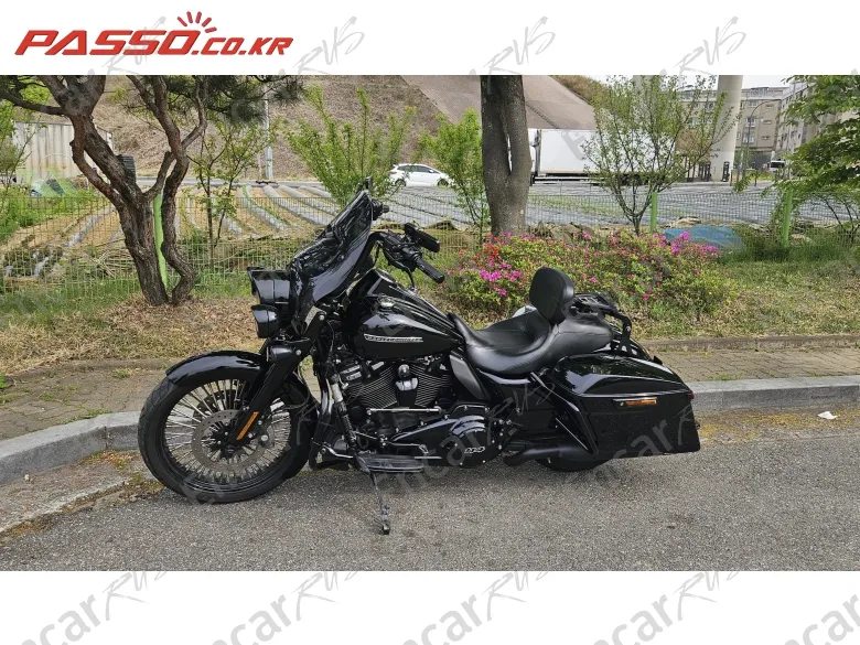 Harley-Davidson Road King Special - фото 1