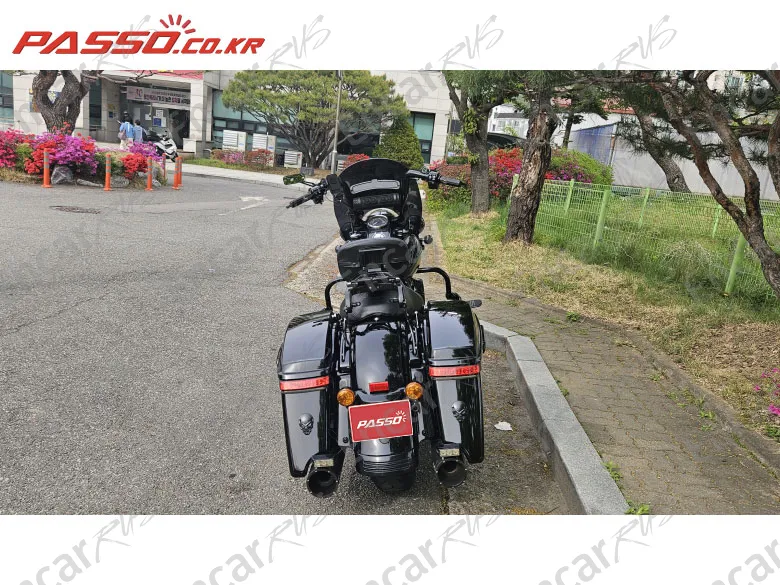 Harley-Davidson Road King Special - фото 2