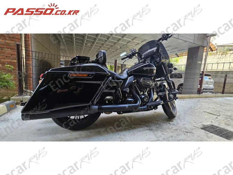 Harley-Davidson Road King Special - фото 6