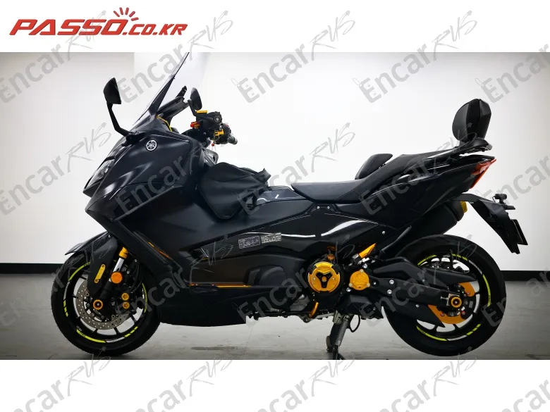 YAMAHA T MAX 560 - фото 1