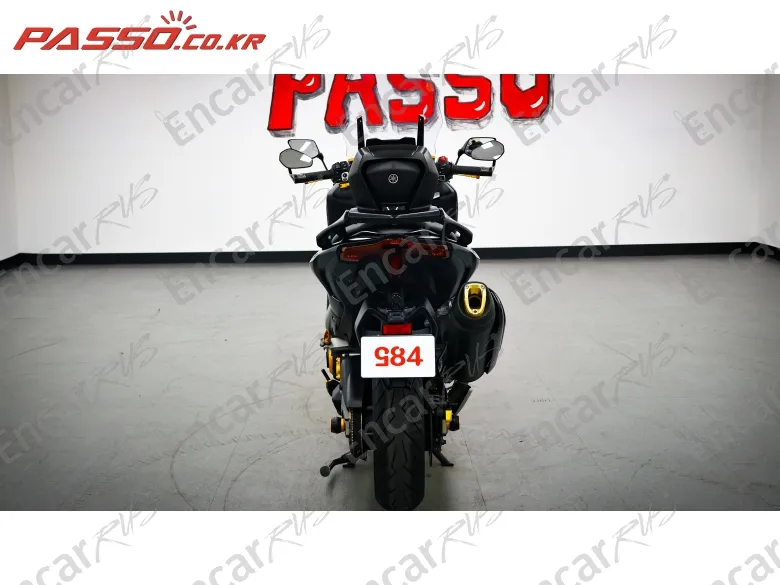 YAMAHA T MAX 560 - фото 2
