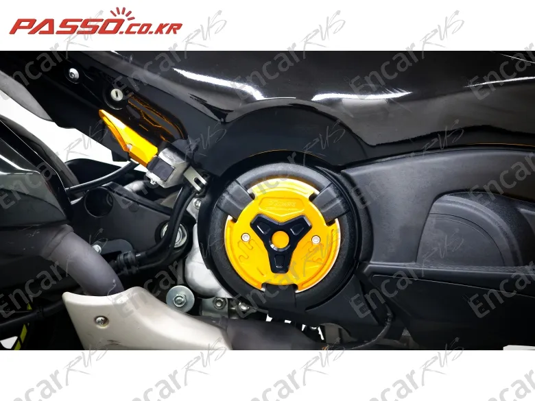 YAMAHA T MAX 560 - фото 4