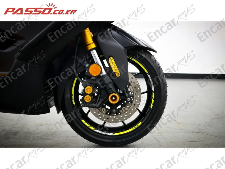 YAMAHA T MAX 560 - фото 5