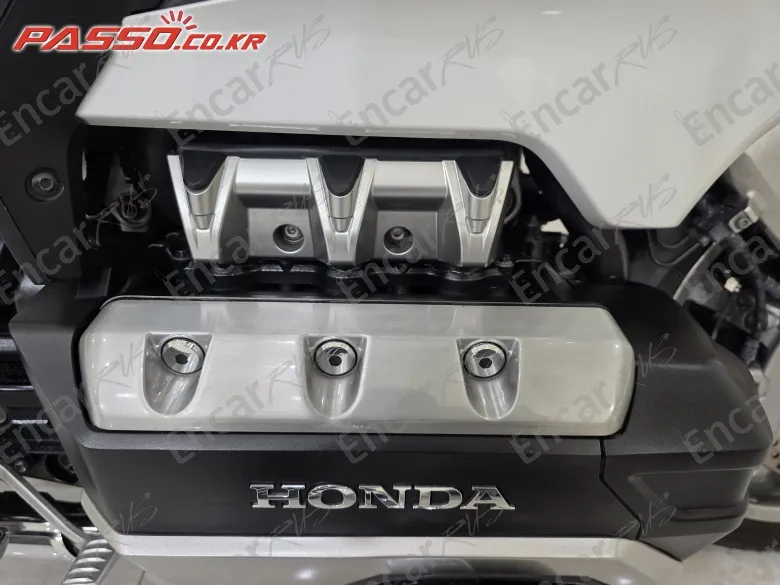 HONDA GOLDWING TOUR MT - фото 4