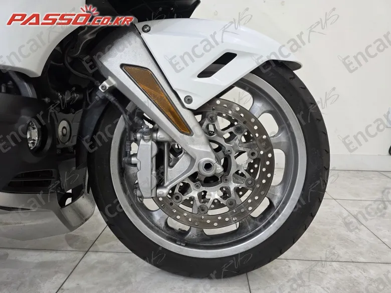 HONDA GOLDWING TOUR MT - фото 5